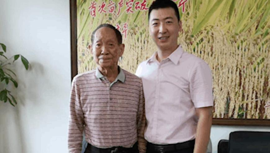 六圖庫大全圖片彩圖跑狗,江汽集團回應(yīng)邁巴赫測試爭議,準(zhǔn)確資料解釋落實_游戲版V8.5